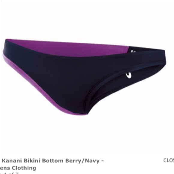 ASICS Kanani Reversible Bikini Bottom - Picture 3 of 3
